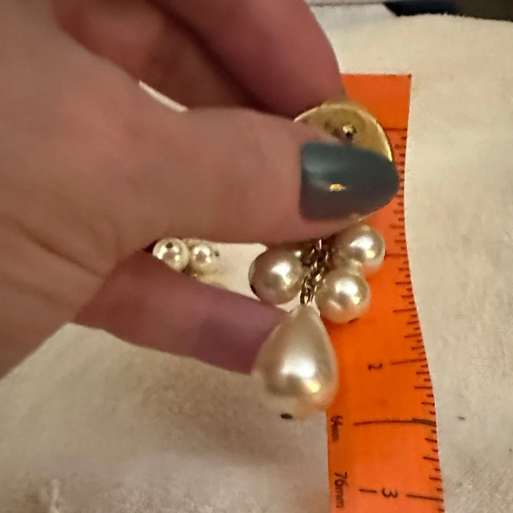 Chic Black and Pearl Cluster Earrings - Picture 3 of 3